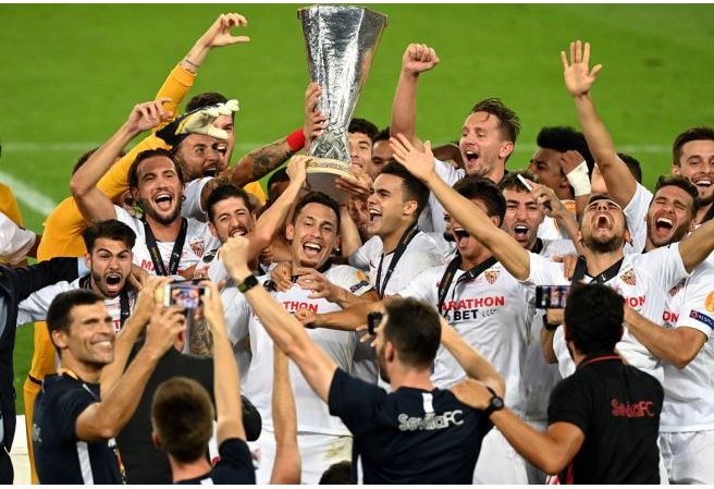 Sevilla Lift Europa League