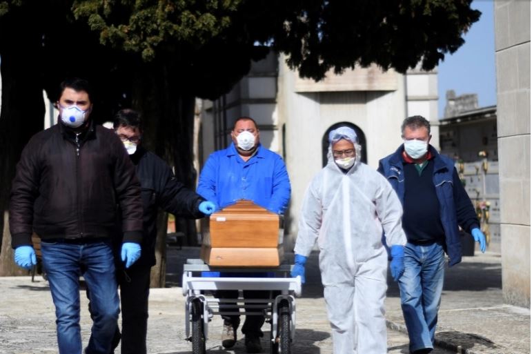 Italy goes Into Strict Lockdown
