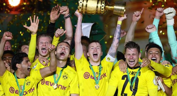 Borrussia Dortmund Lift German Cup